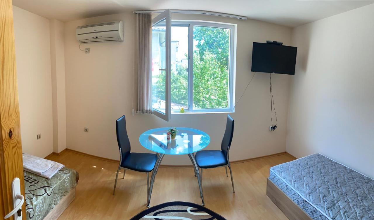 Стаи За Гости Маринови Provadiya Eksteriør billede